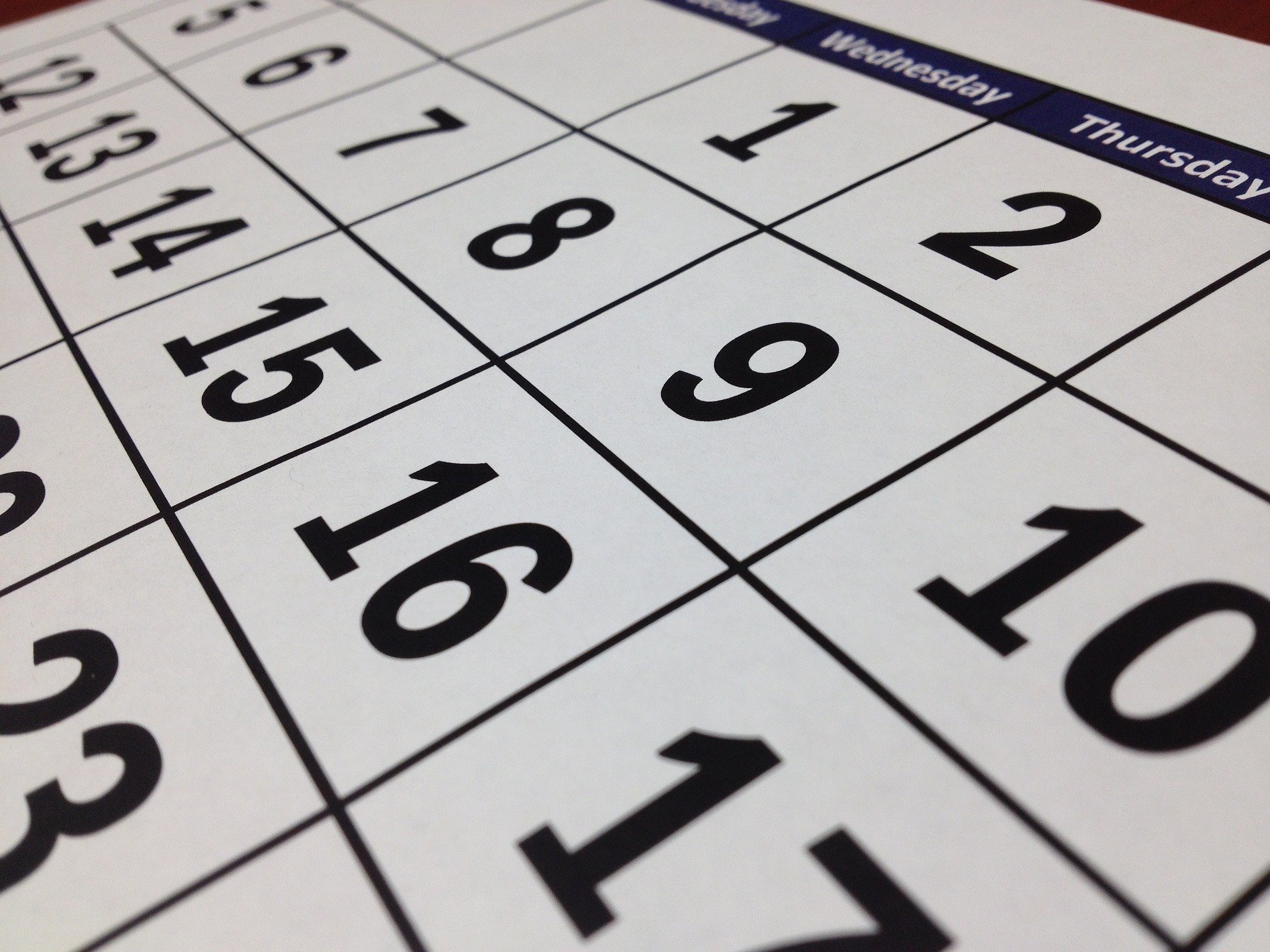 upclose-shot-calendar